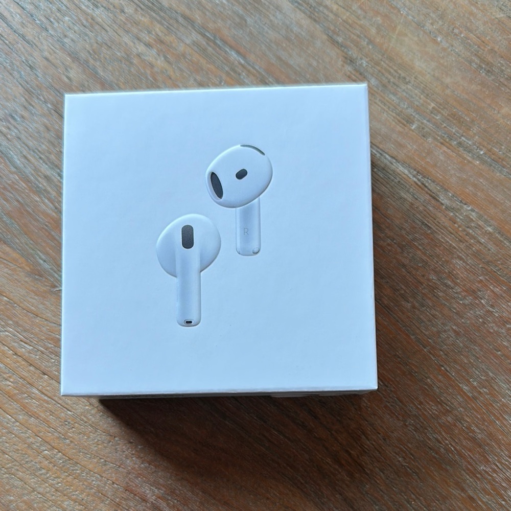 Apple White Wireless Earbuds